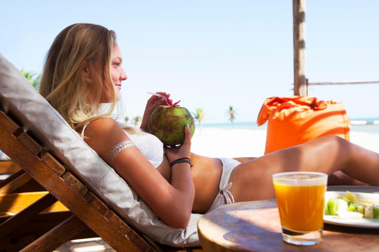 Windtown Beach Hotel Кумбуку Екстер'єр фото