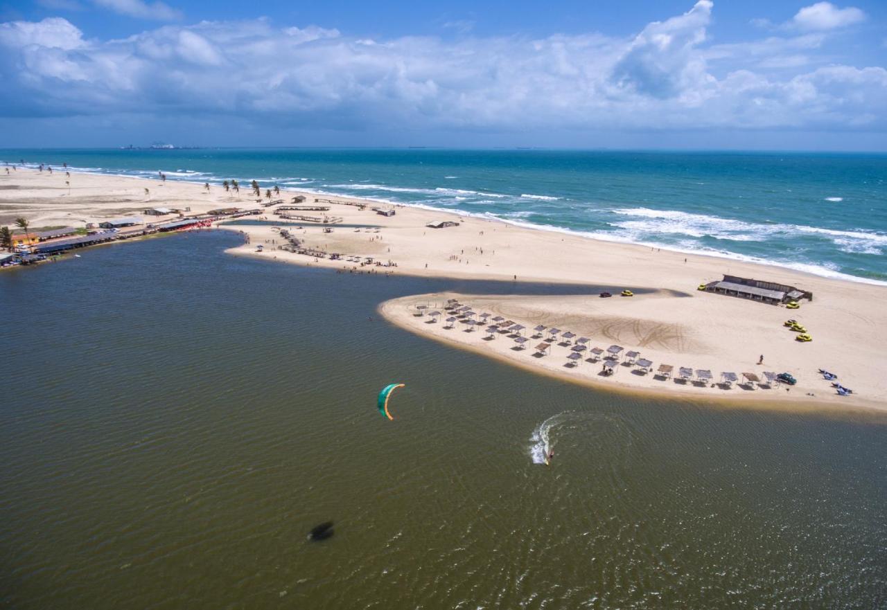 Windtown Beach Hotel Кумбуку Екстер'єр фото